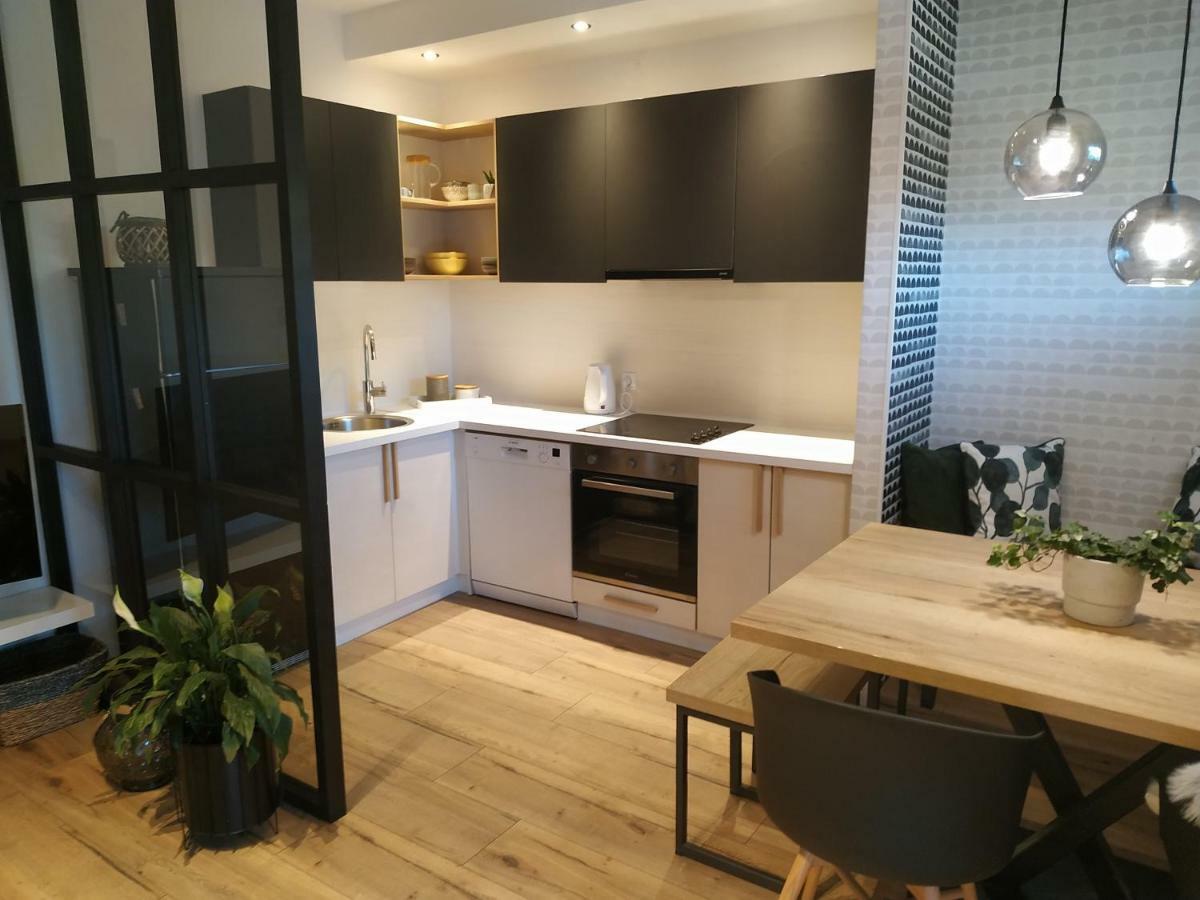 Apartment Avisi